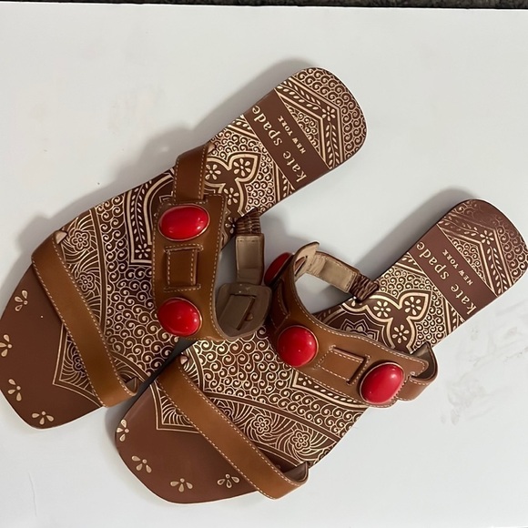 KATE SPADE Women’s Camel Embellished Leather Sandals - Size 6 - Picture 2 of 5
